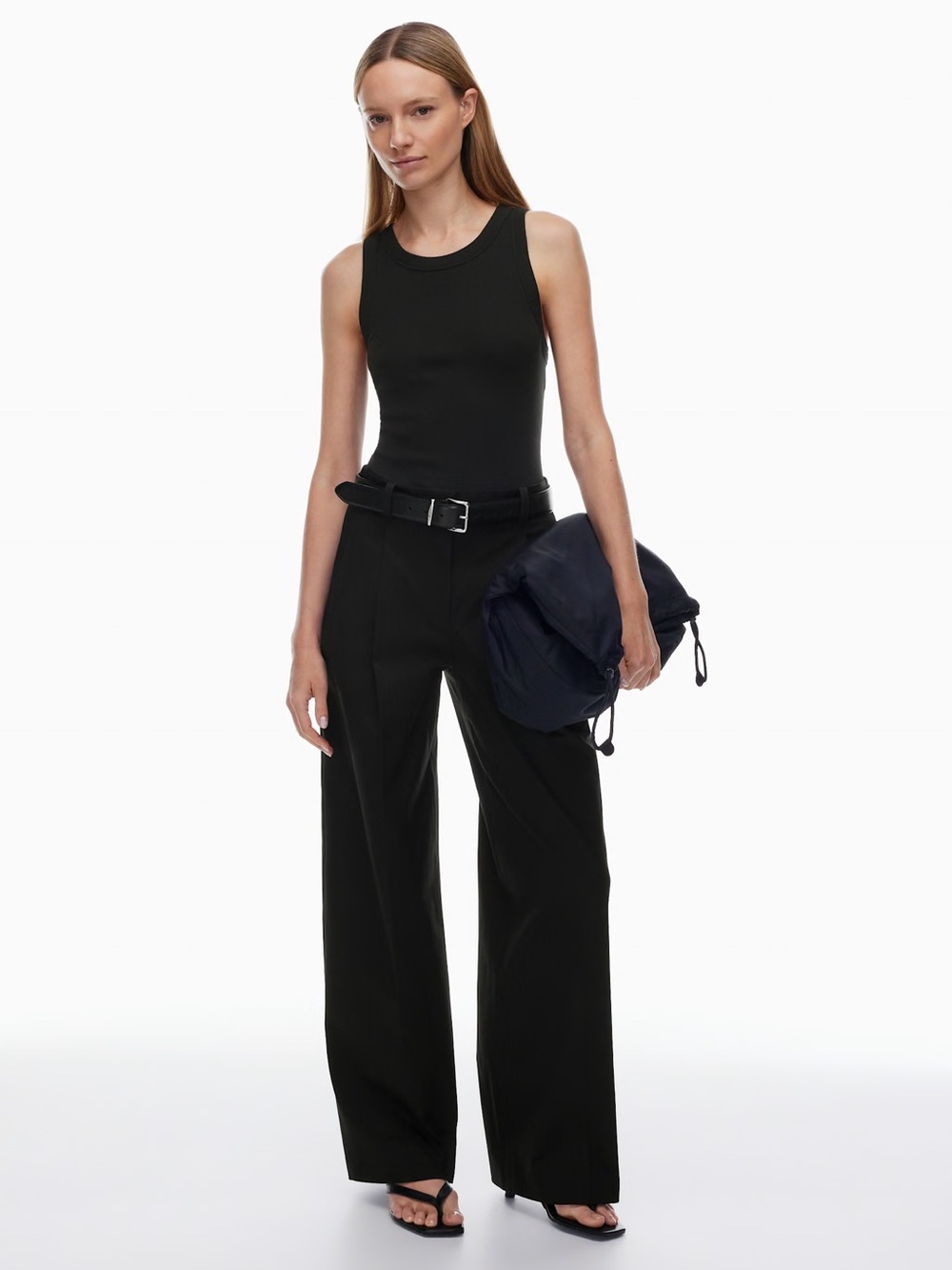 NWT Aritzia Babaton inbound pants size 2 New with tag
